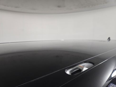 Used 2024 Rivian R1S Adventure AWD/4WD image 13