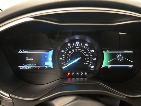 Used 2019 Ford Fusion SE image 23