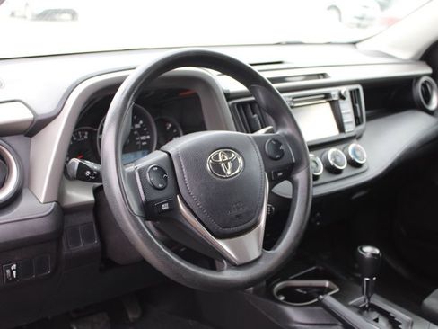 Used 2016 Toyota RAV4 LE image 16