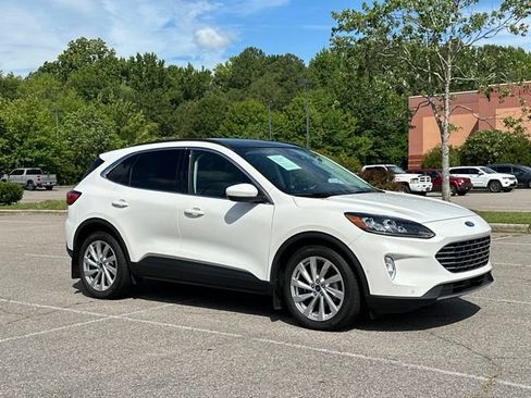 Used 2022 Ford Escape Titanium w/ Titanium Elite Package FWD image 7