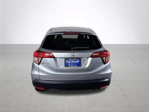Used 2017 Honda HR-V EX image 7