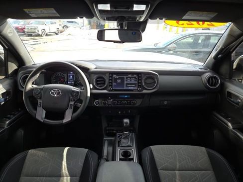 Used 2023 Toyota Tacoma TRD Off-Road image 21