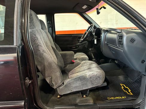 Used 1999 GMC Sonoma SLS w/ Marketing Option Pkg image 14