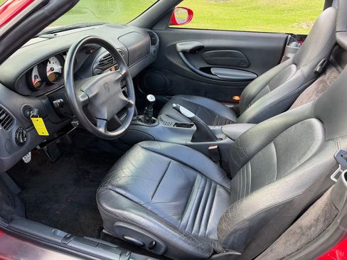 Used 1998 Porsche Boxster image 37