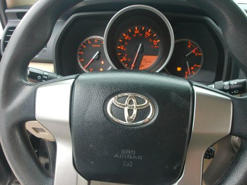 Used 2010 Toyota 4Runner SR5 RWD image 15
