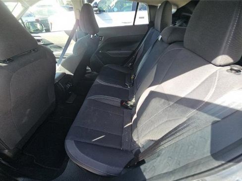 Used 2025 Subaru Crosstrek 2.0i Premium image 8