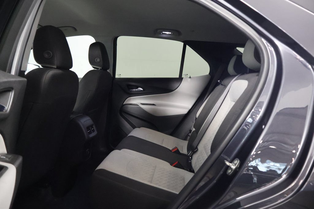 Used 2022 Chevrolet Equinox LS w/ LS Convenience Package FWD image 11