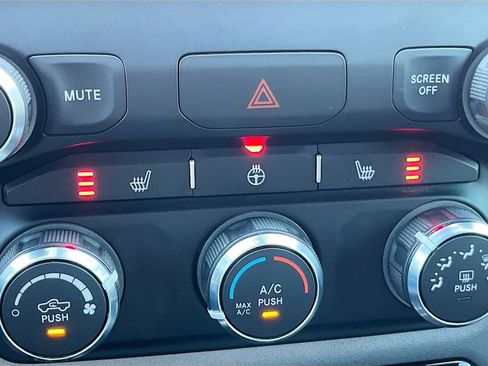 Used 2024 RAM 1500 Big Horn image 20