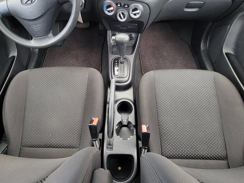 Used 2011 Hyundai Accent GS image 27