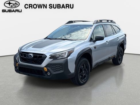 Used 2025 Subaru Outback Wilderness AWD/4WD image 8