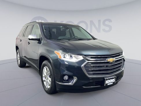 Used 2020 Chevrolet Traverse LT image 10