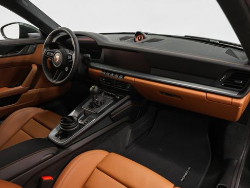 Certified 2026 Porsche 911 GT3 image 35