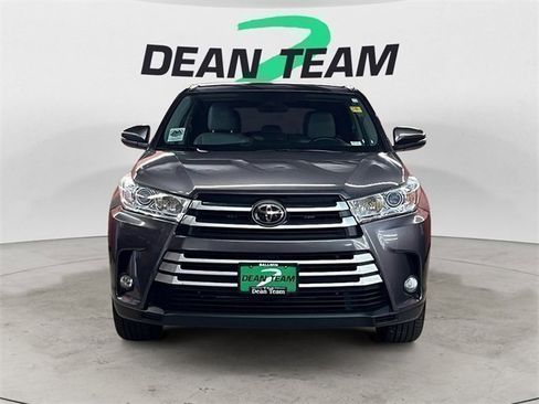 Used 2019 Toyota Highlander Plus image 3
