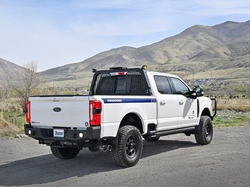 New 2026 Ford F250 Lariat w/ Black Appearance Package AWD/4WD image 4