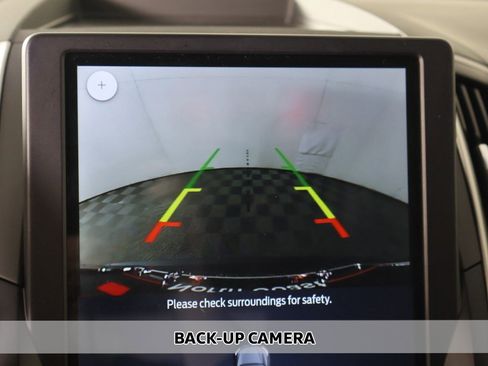 Used 2023 Ford Edge SEL w/ Convenience Package image 4