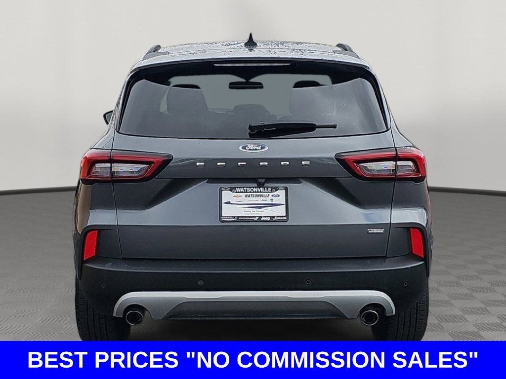 Used 2025 Ford Escape SE FWD image 4