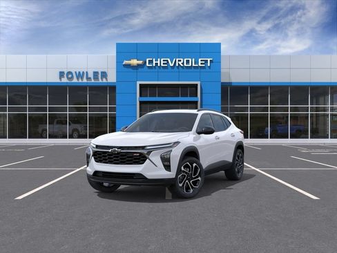New 2026 Chevrolet Trax RS w/ Sunroof Package FWD image 8