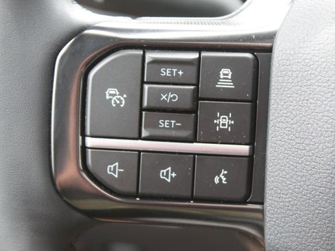 New 2026 Ford F350 Platinum w/ Tremor Off-Road Package AWD/4WD image 30