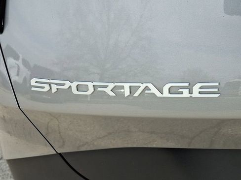 Certified 2023 Kia Sportage LX image 29