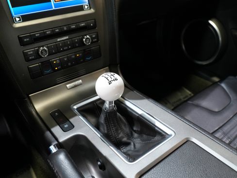 Used 2013 Ford Mustang Shelby GT500 image 40