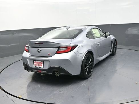 New 2025 Toyota GR86 Premium RWD image 7
