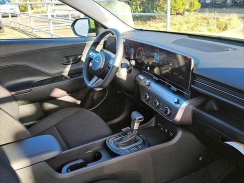 New 2026 Hyundai Kona SE FWD image 10