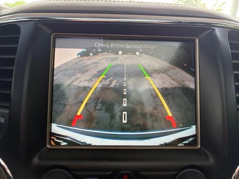 Used 2015 Jeep Grand Cherokee Overland AWD/4WD image 34