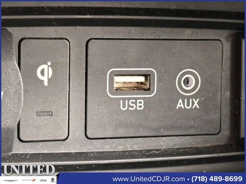 Used 2020 Hyundai Santa Fe SEL image 28