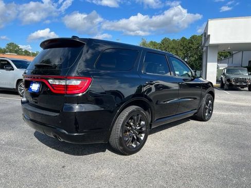 Used 2021 Dodge Durango GT RWD image 4