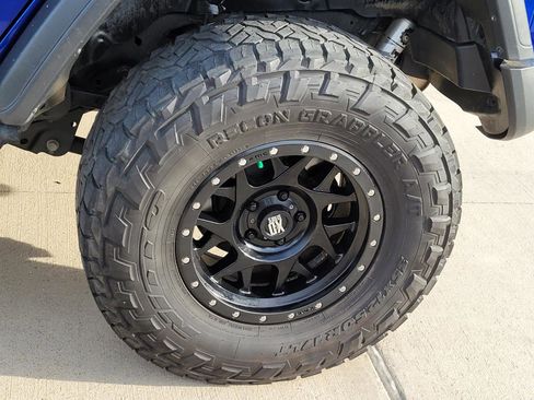 Used 2019 Jeep Wrangler Unlimited Rubicon AWD/4WD image 23