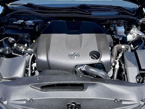 Used 2014 Lexus IS 250 w/ Luxury Package w/Gray Wood RWD image 10