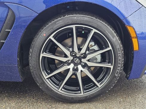 New 2026 Toyota GR86 RWD image 9