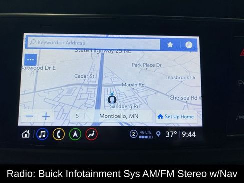Used 2024 Buick Enclave Avenir w/ Avenir Technology Package image 4