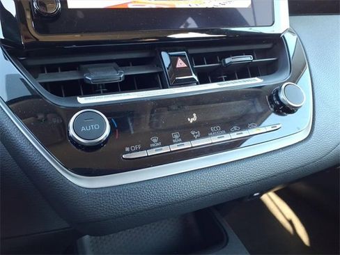 Certified 2024 Toyota Corolla LE image 24