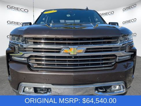 Used 2019 Chevrolet Silverado 1500 High Country w/ Technology Package AWD/4WD image 2