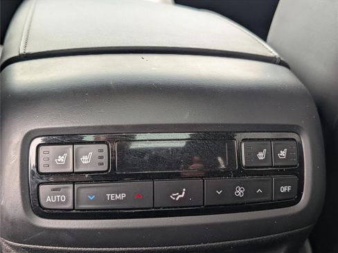 Used 2022 Hyundai Palisade Calligraphy image 16