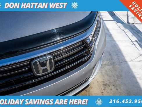 Used 2023 Honda Odyssey Elite image 36