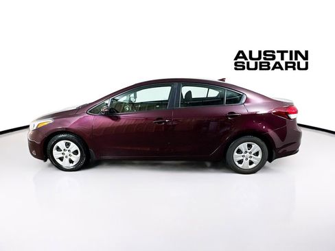 Used 2017 Kia Forte LX w/ LX Popular Package image 4