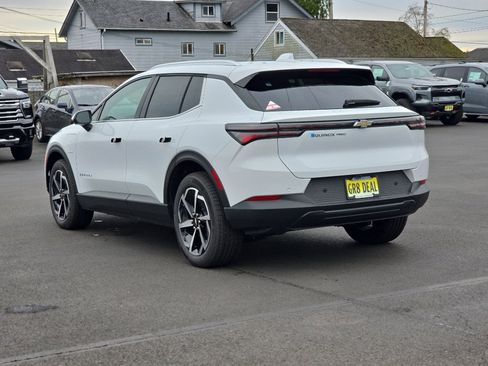 New 2026 Chevrolet Equinox EV LT AWD/4WD image 4