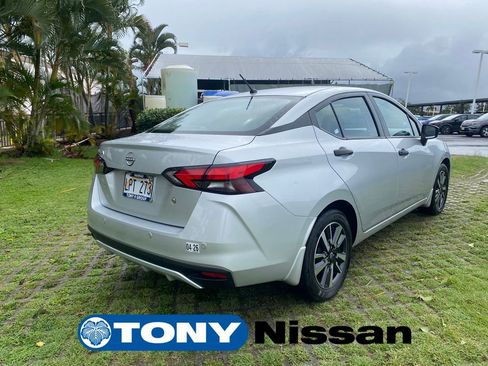 Used 2024 Nissan Versa S w/ S Plus Package image 25