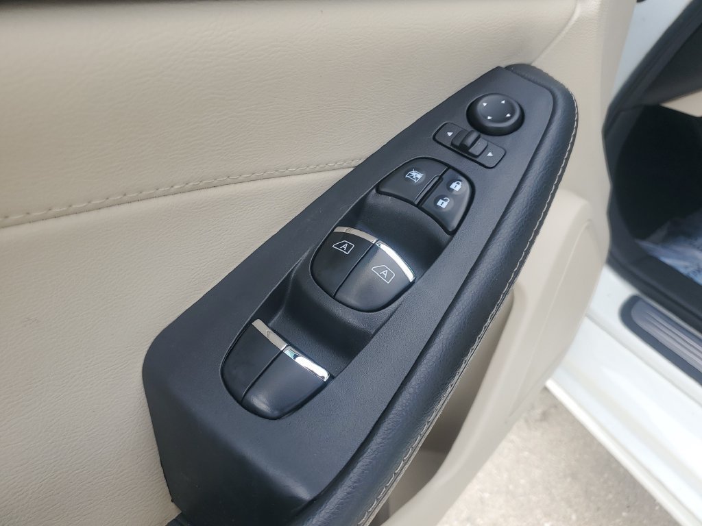 Used 2020 Nissan Maxima Platinum w/ Illumination Package FWD image 28