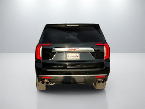 Used 2022 GMC Yukon Denali image 6