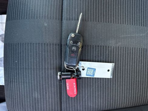 Used 2016 Ford F150 XLT w/ Equipment Group 302A Luxury image 29