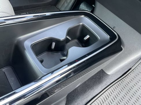 Certified 2025 Volkswagen ID.4 Pro S Plus AWD/4WD image 30