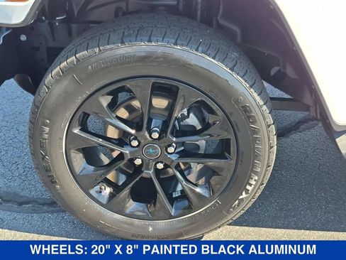 Used 2024 Jeep Wrangler Unlimited Sahara w/ Technology Group AWD/4WD image 9