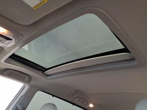 Used 2013 Toyota Sienna XLE AWD/4WD image 20