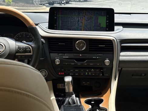 Used 2022 Lexus RX 350 AWD w/ Premium Package image 30