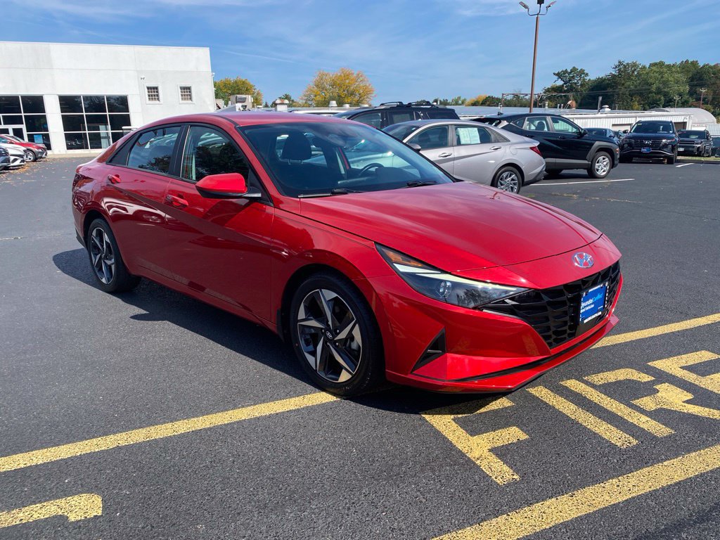 Certified 2023 Hyundai Elantra SEL w/ Convenience Package FWD image 1