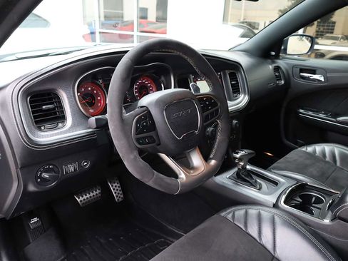 Used 2021 Dodge Charger SRT Hellcat RWD image 3