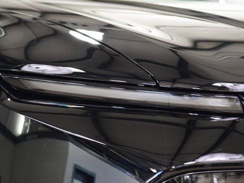 New 2025 Chevrolet Equinox EV RS w/ Convenience Package II image 12